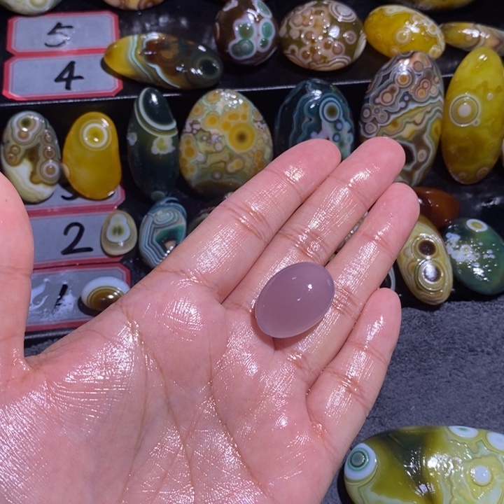 玛瑙/玉髓珠宝奇石未镶嵌清**骨