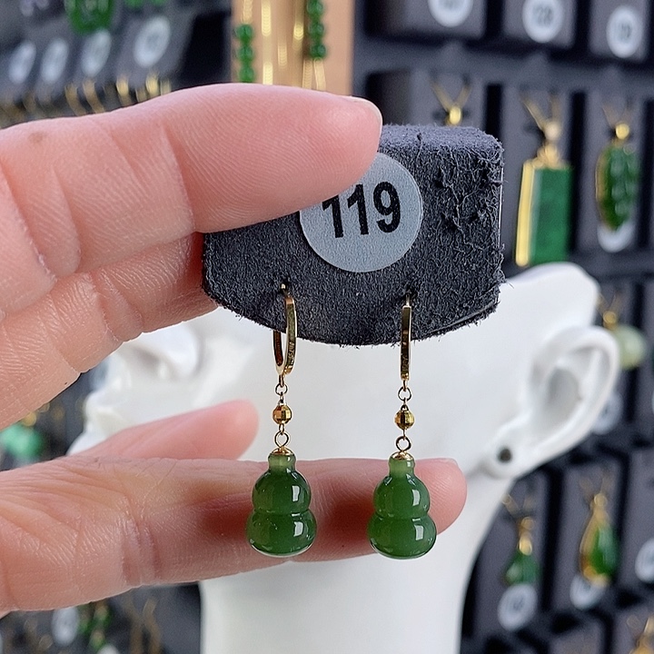 和田玉耳饰18K金镶嵌