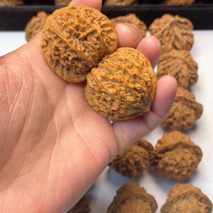 文玩核桃把件文玩城的小伙伴