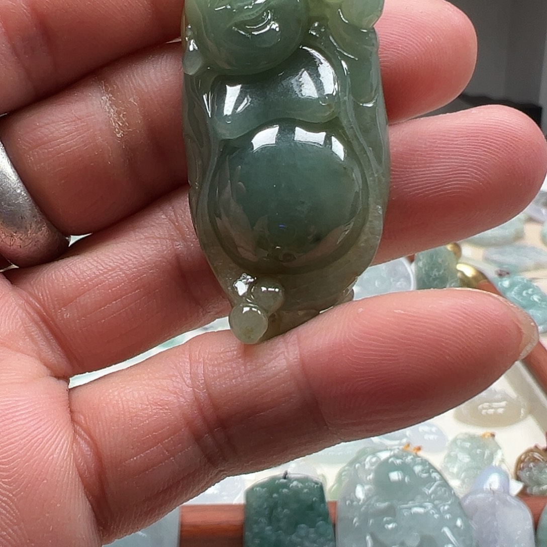 颈饰未镶嵌翡翠天然翡翠