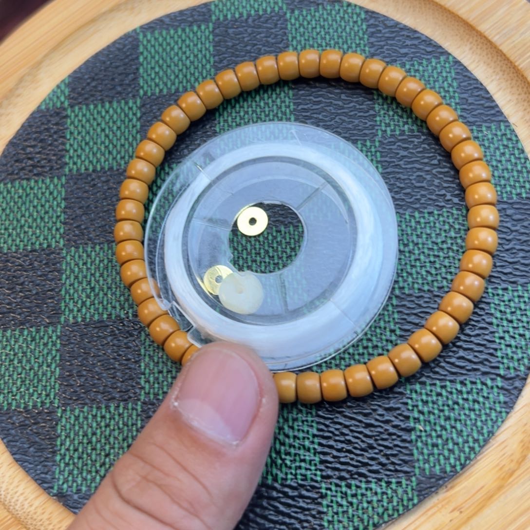 橄榄核吊坠0.55核尖手串