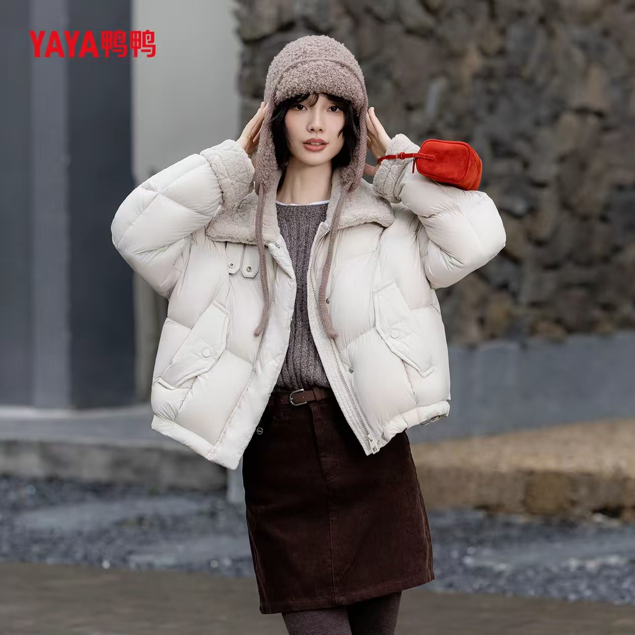 女短款冬装厚款纯色保暖羽绒服时尚韩版休闲宽松YE4B620152N