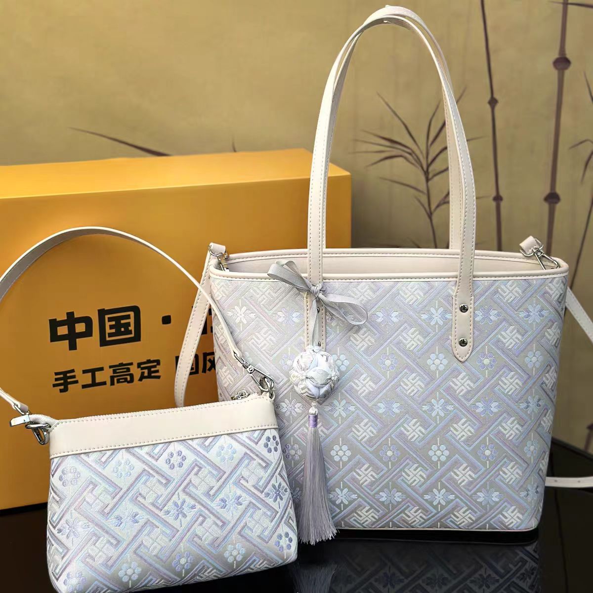 简约托特包单肩包休闲小众女士