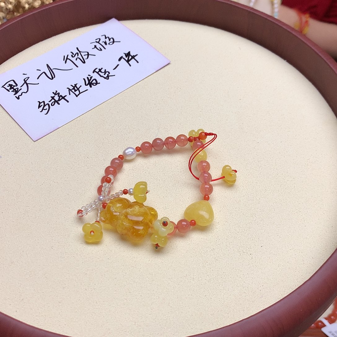 琥珀吊坠(不含链)未镶嵌