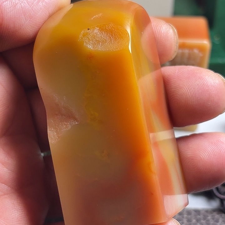 老挝石精美老挝田黄章