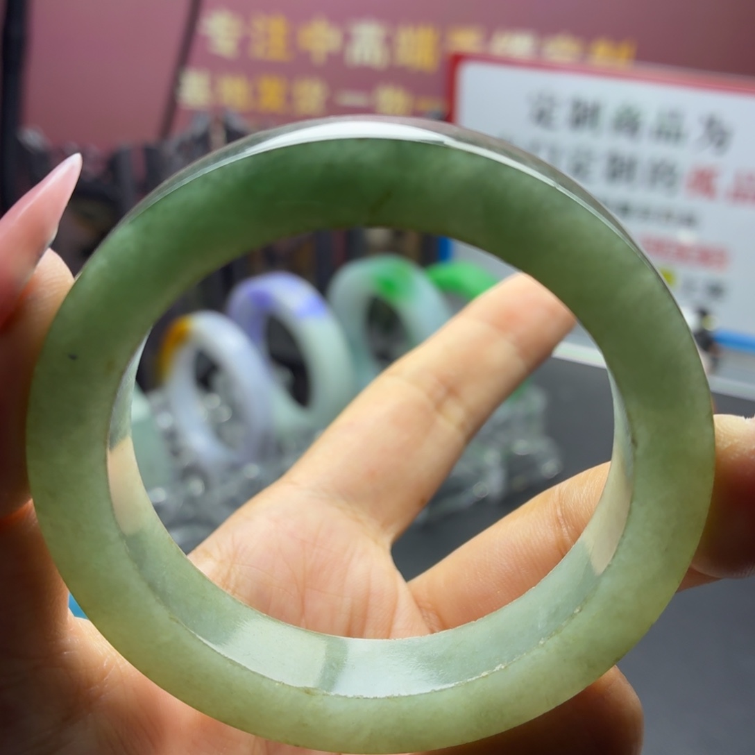 继***续定制翡翠未镶嵌缅A翡翠多样性发一