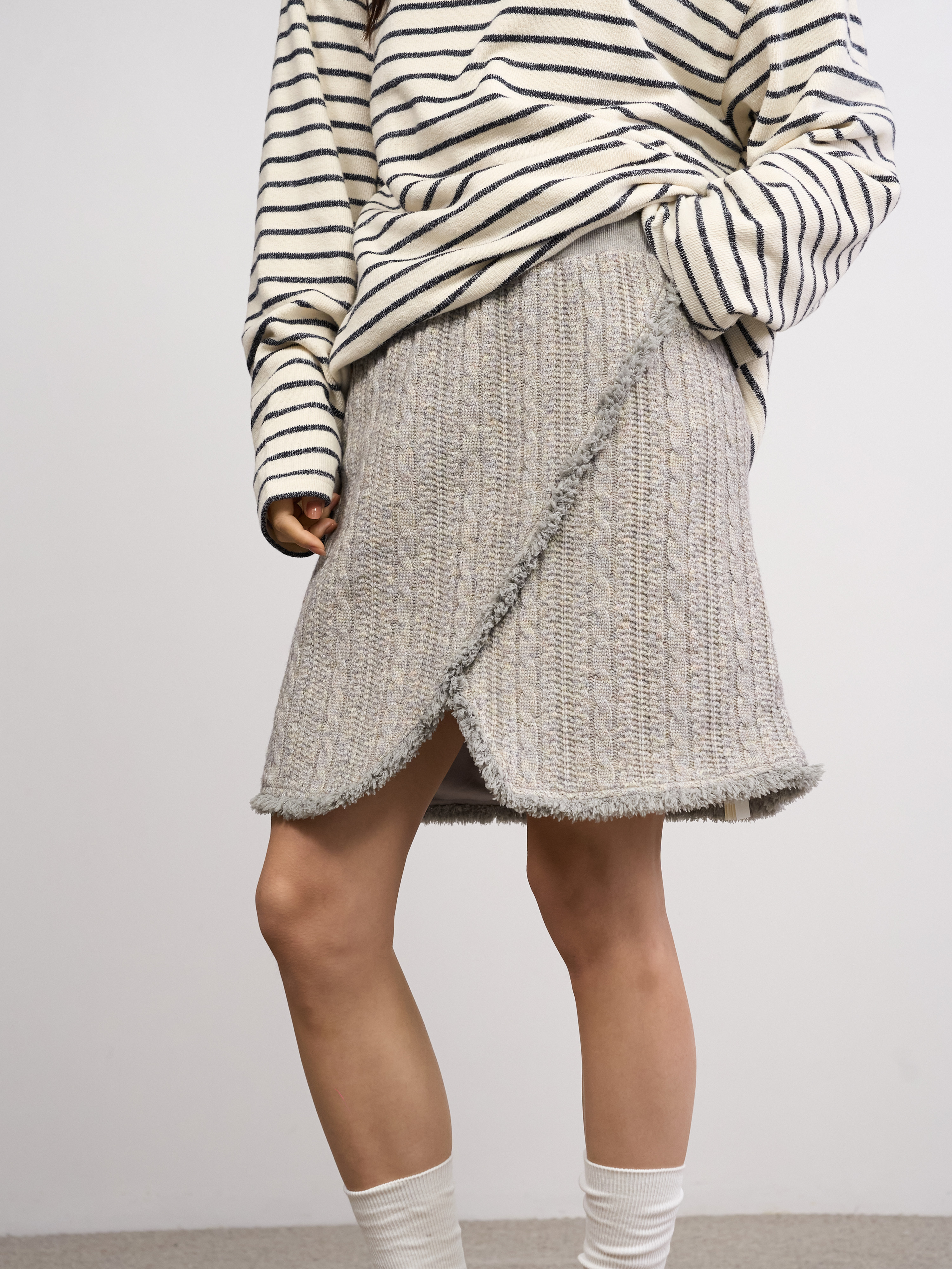 AEEANCEE绞花针织短裙DZ2368