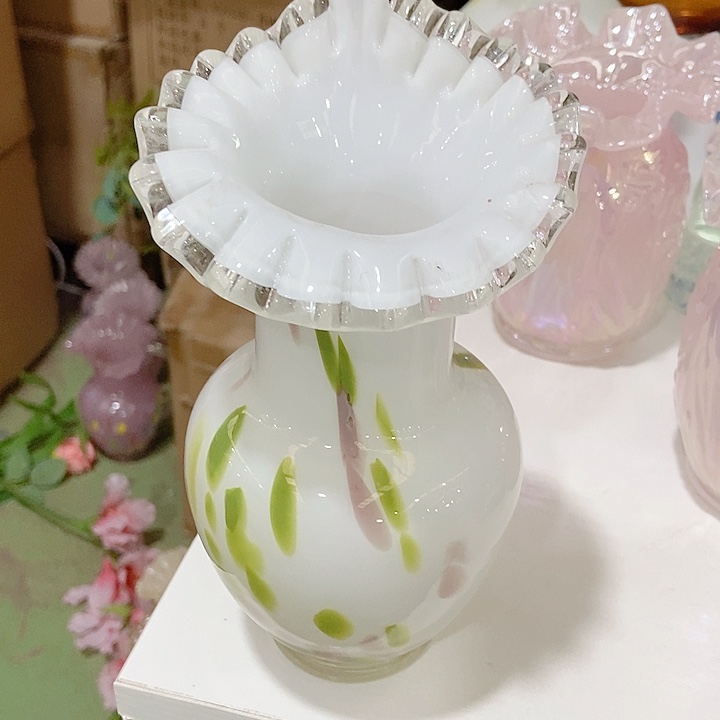 琉璃花瓶高度17厘米左右3厘米