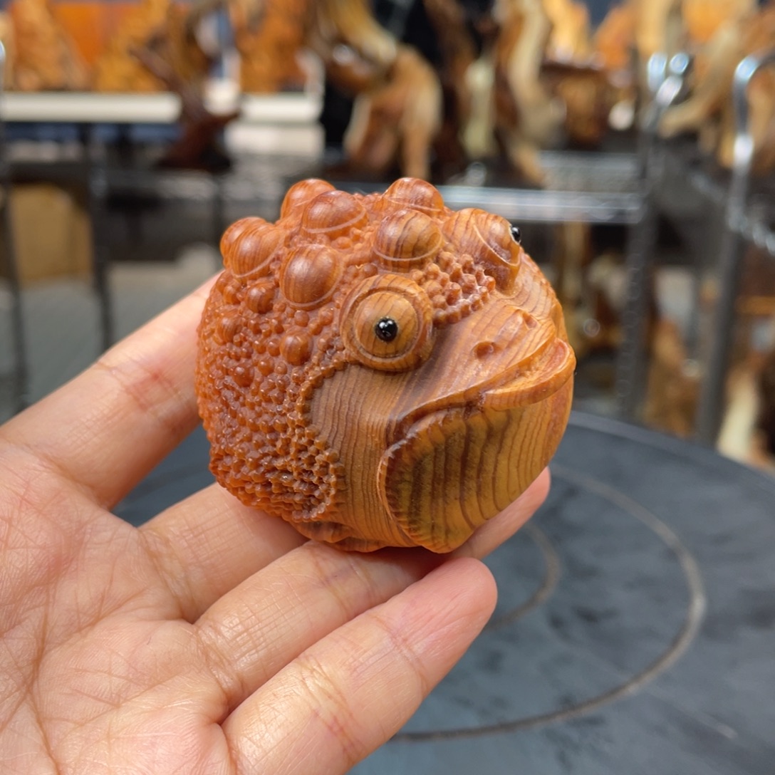 柏木（崖柏）手把件金蟾