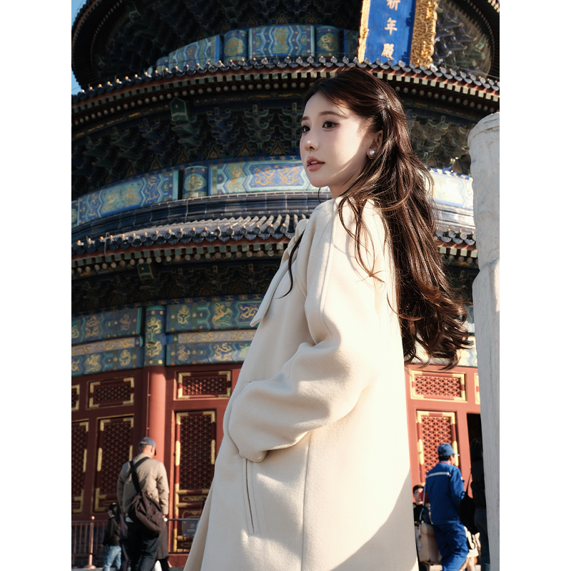 SHAOER【心动时节】米白色蝴蝶结减龄内胆羽绒大衣S725Z19654