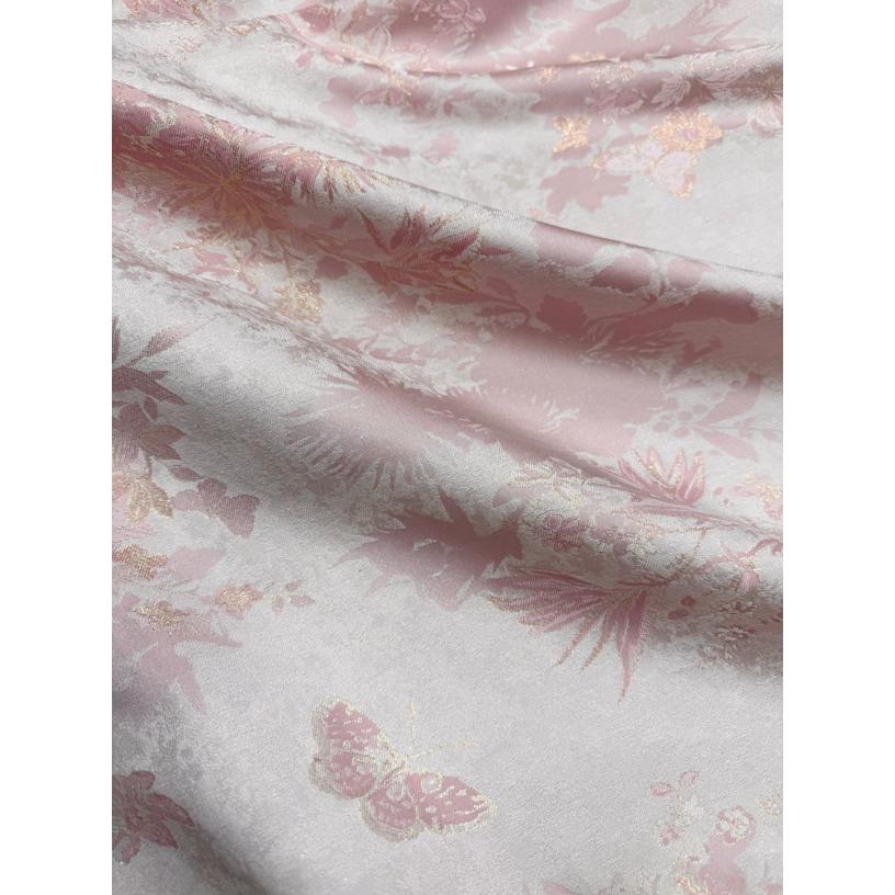 粉色织金蝴蝶 提花服装面料 秋冬款外套马甲布料