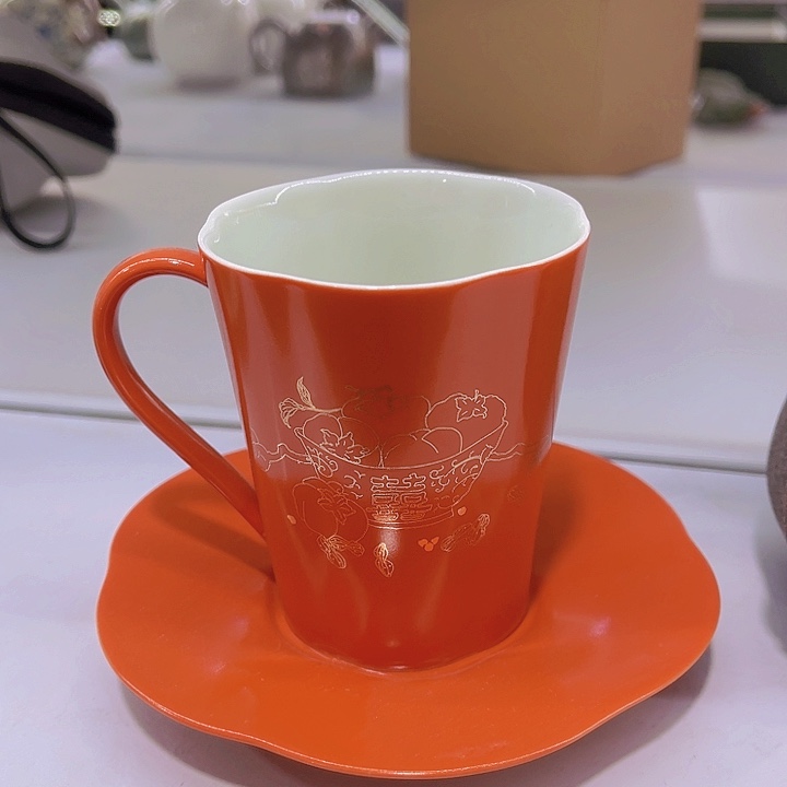 福利待遇多多哦哦哦