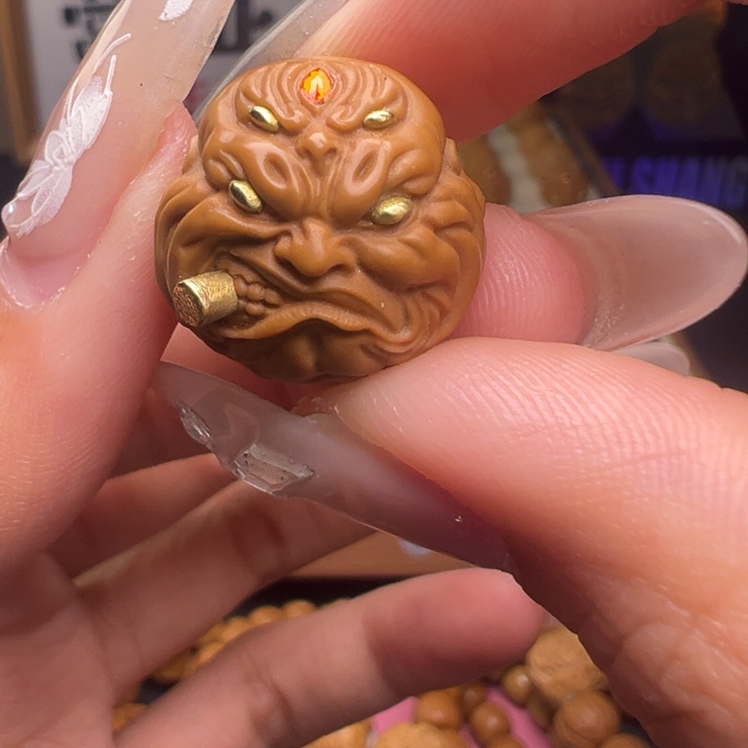 文玩核桃把件镶嵌款五目烟鬼18左右尺寸全品有正常封口线