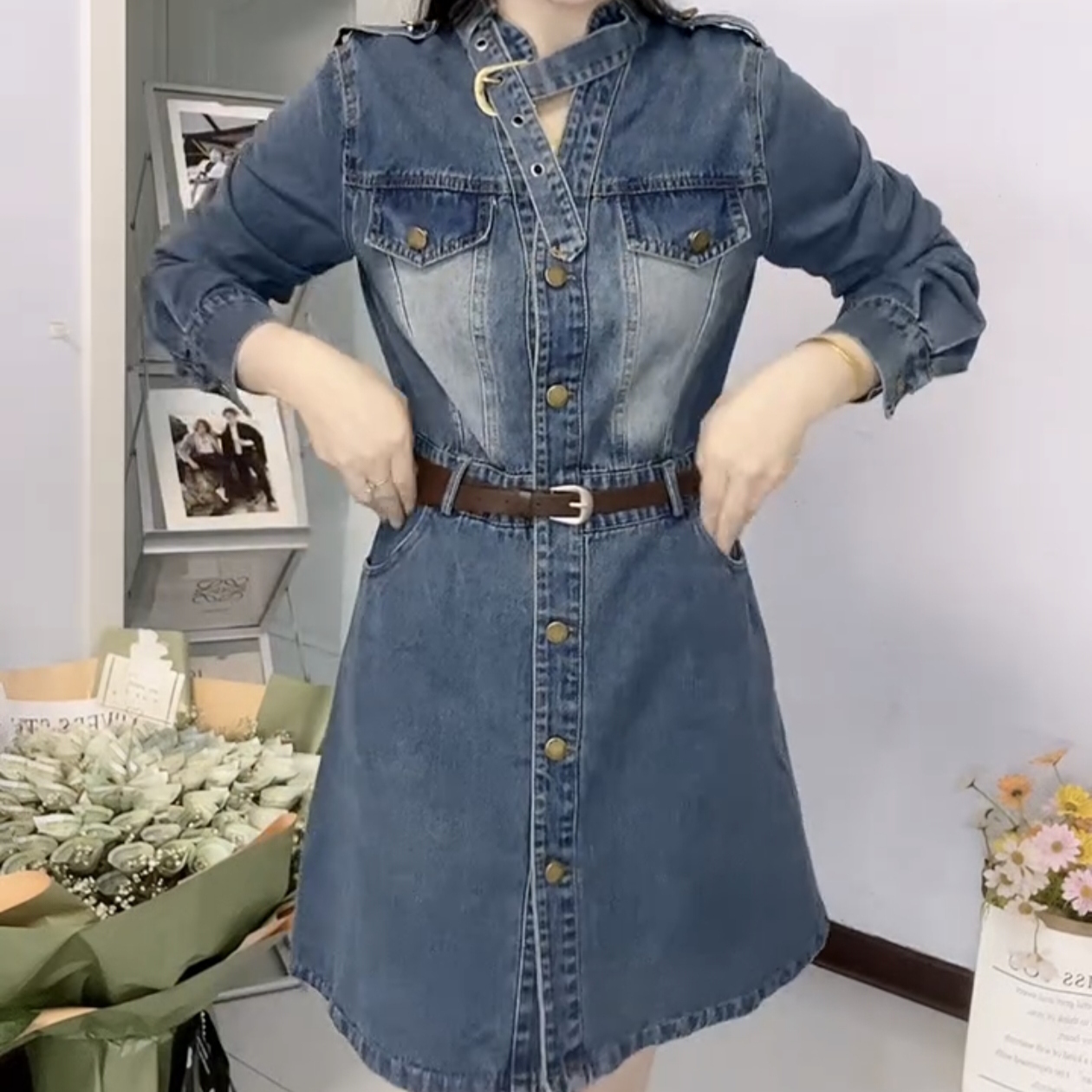 2025春季新款牛仔连衣裙中长款洋气腰带显瘦个性领减龄百搭时尚款