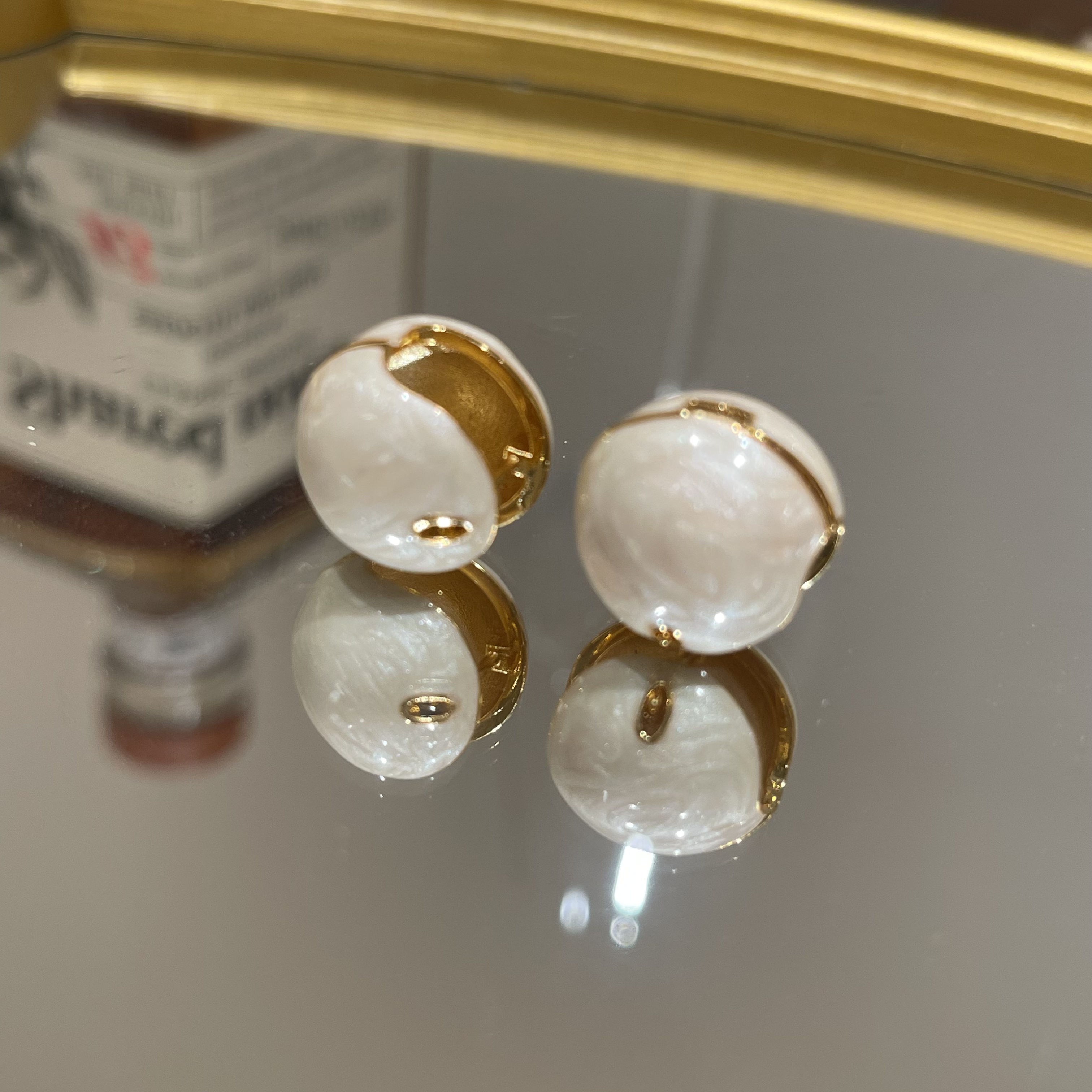 铜合金耳饰 白色水滴耳钉2025新款R-2262