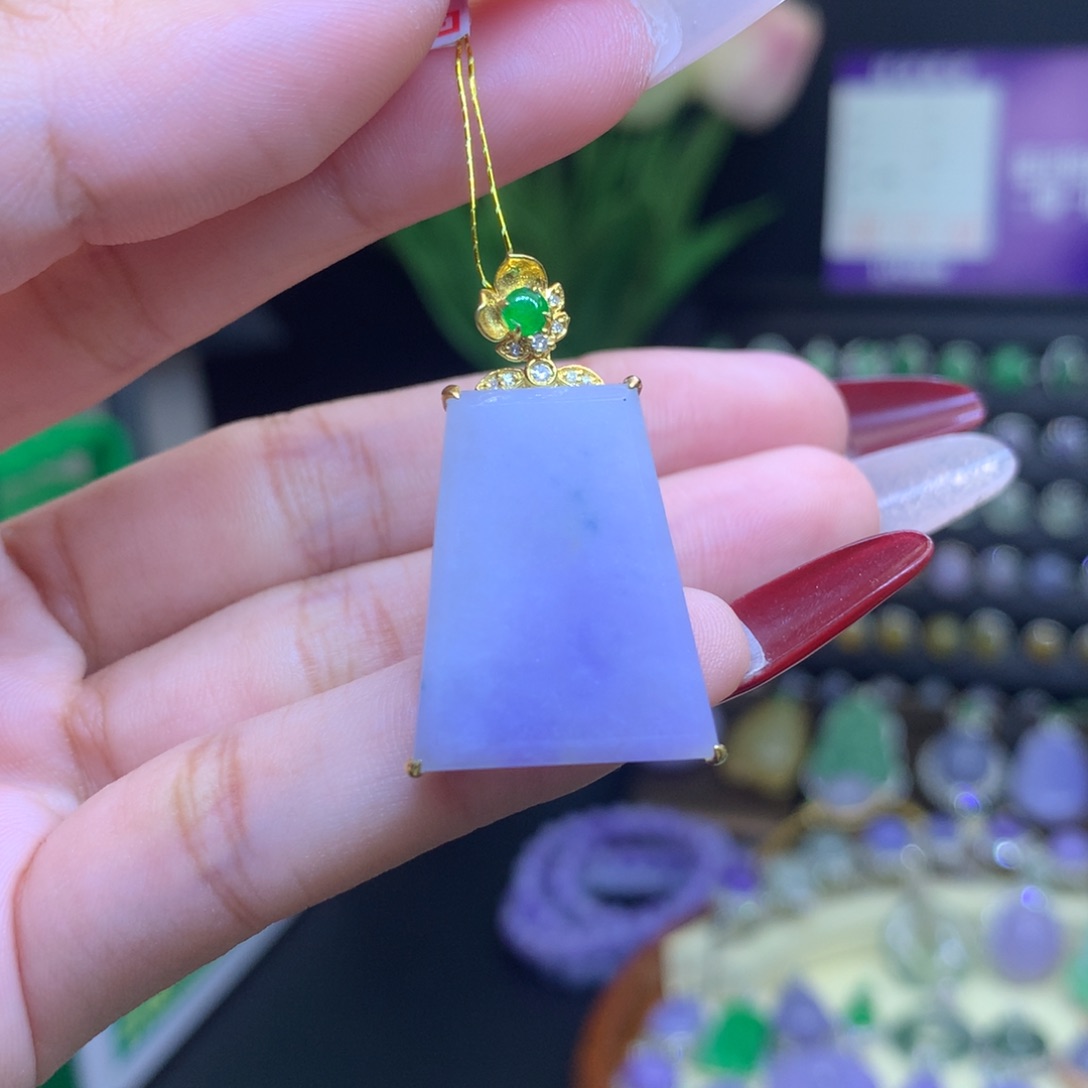 翡翠颈饰18K金镶嵌天然