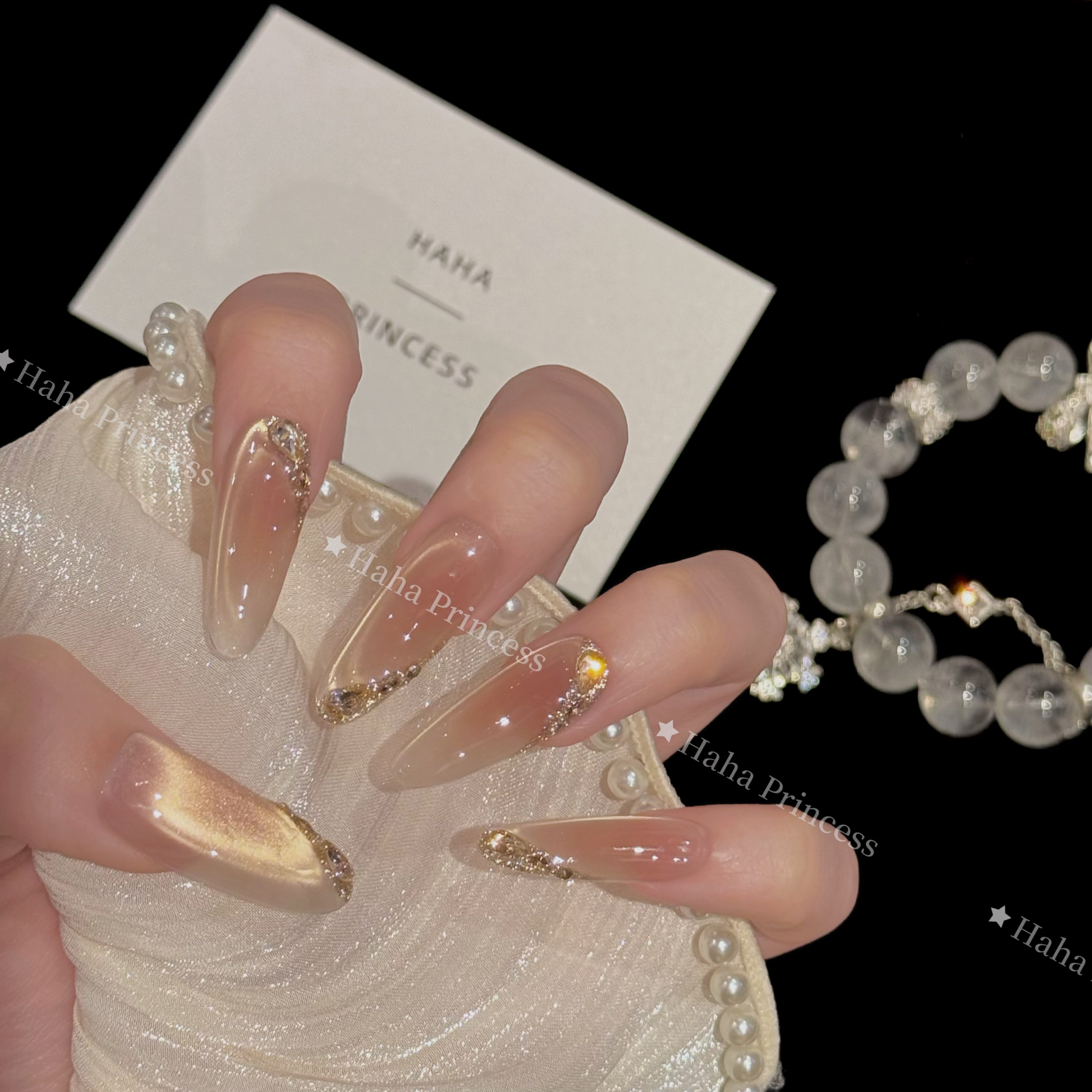 朱砂痣 手工穿戴甲侧光腮红锆石轻奢显白光疗美甲可拆卸穿戴甲