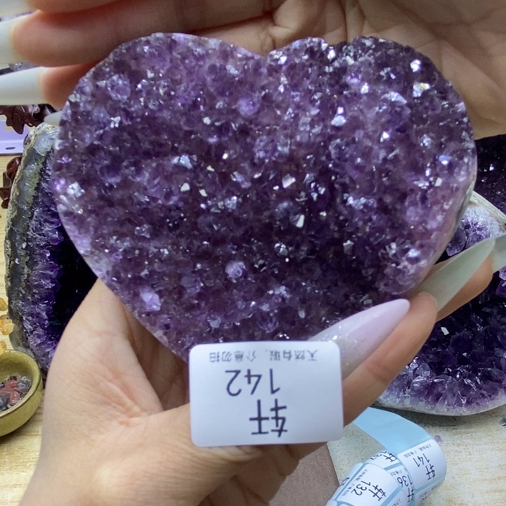 未镶嵌紫晶大型摆件（非配饰）