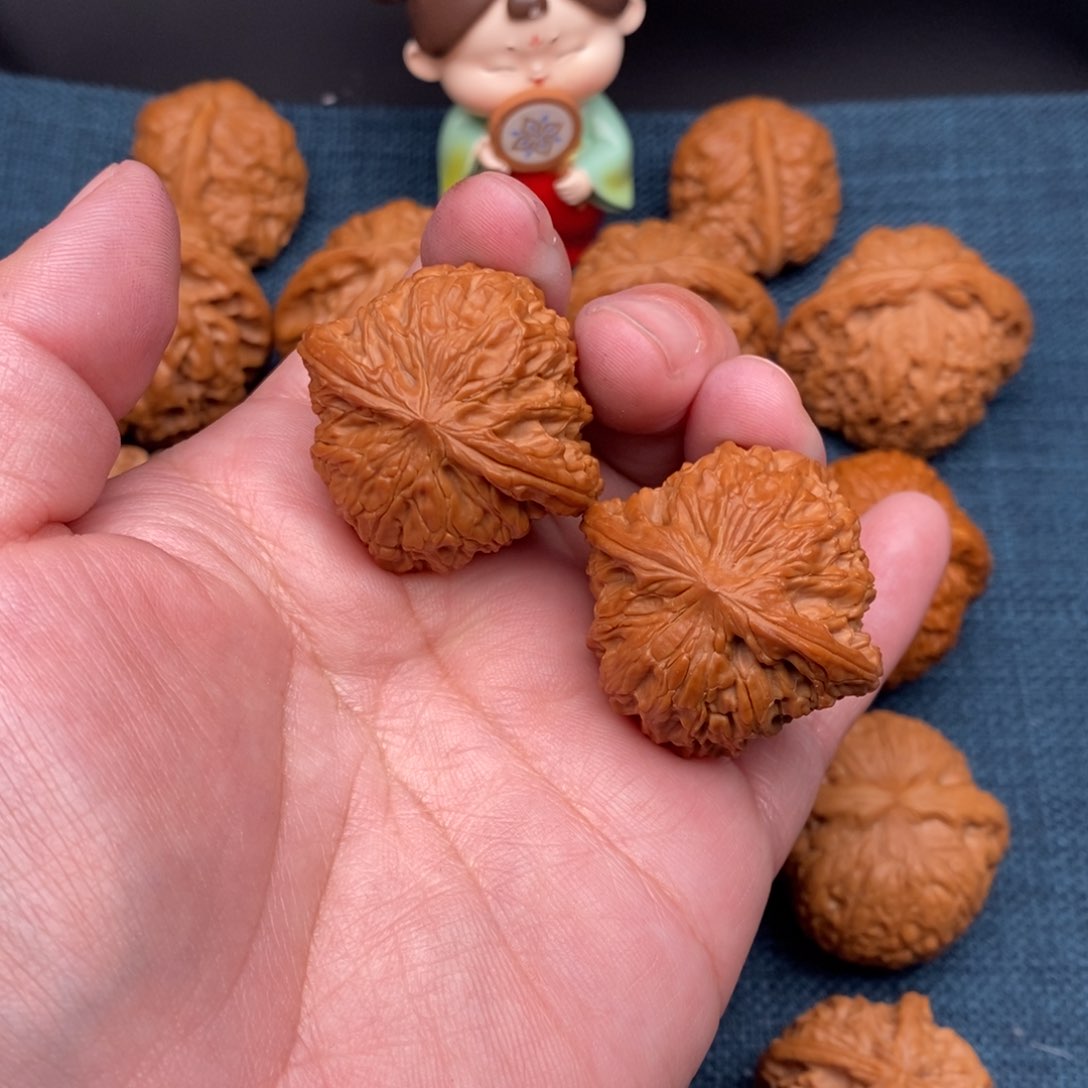 文玩核桃把件全品山地磨36