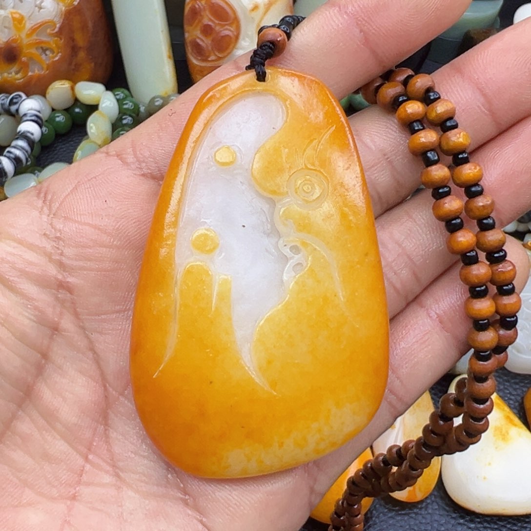 和田玉挂件未镶嵌