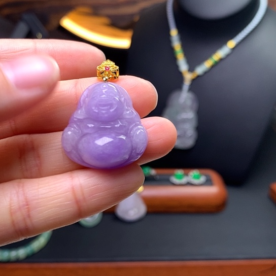 翡翠吊坠(赠链)未镶嵌吊坠