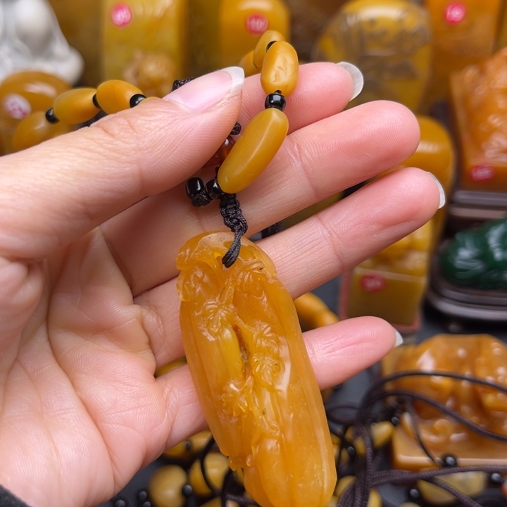 寿山石印石藜*题材：工艺品