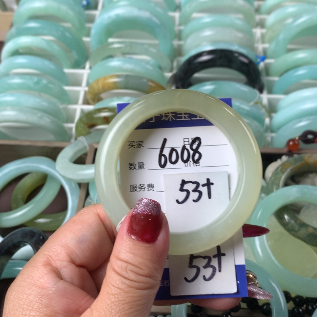 蛇纹石玉手镯未镶嵌6008