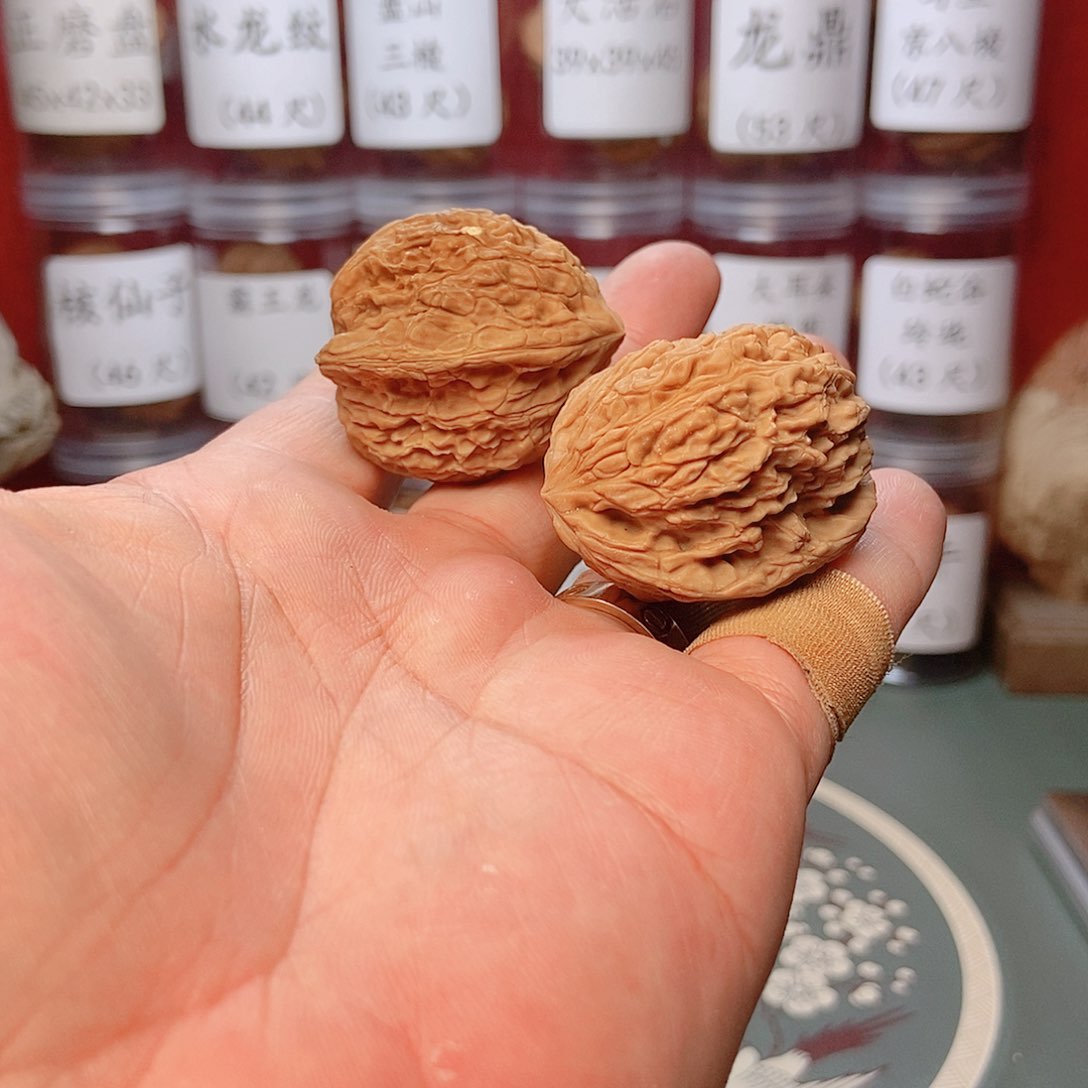 文玩核桃把件南疆