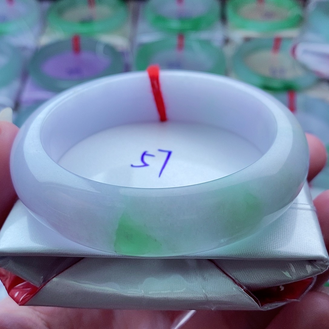 翡翠手镯未镶嵌阳绿紫罗兰春带彩大轮胎