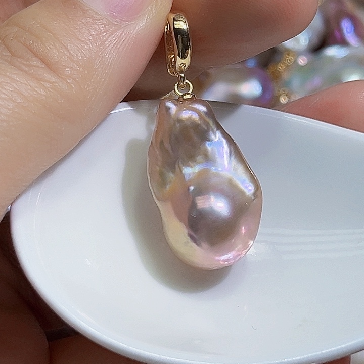 颈饰未镶嵌淡水珍珠