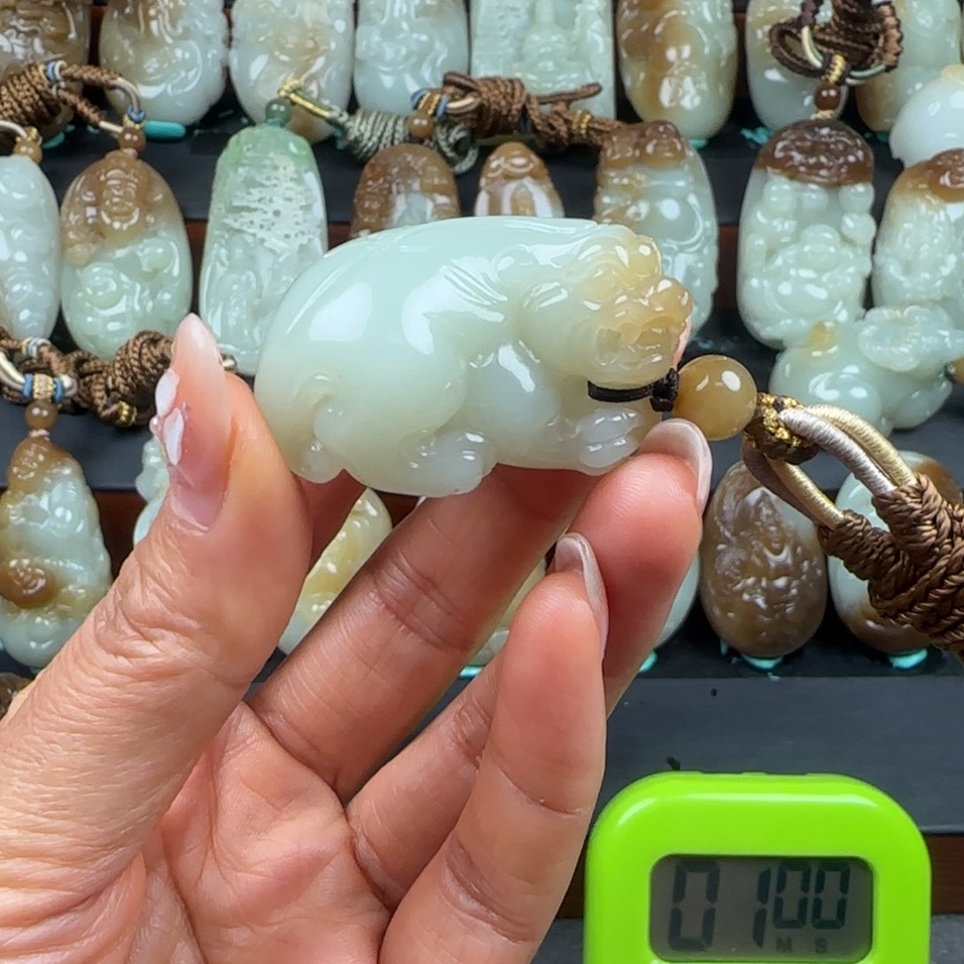 和田玉挂件未镶嵌