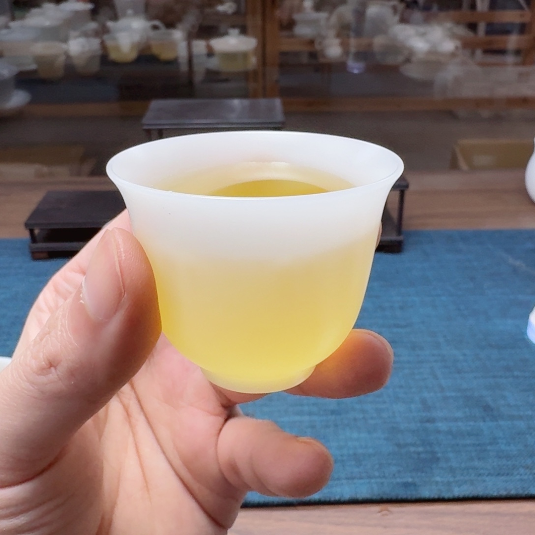 元宝薄胎素烧璞玉冰种