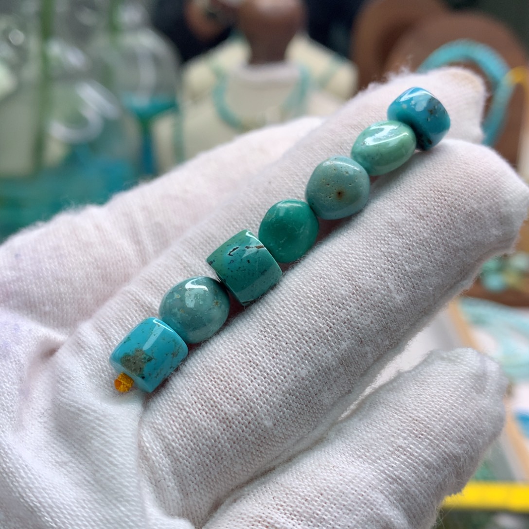 绿松石未镶嵌饰品