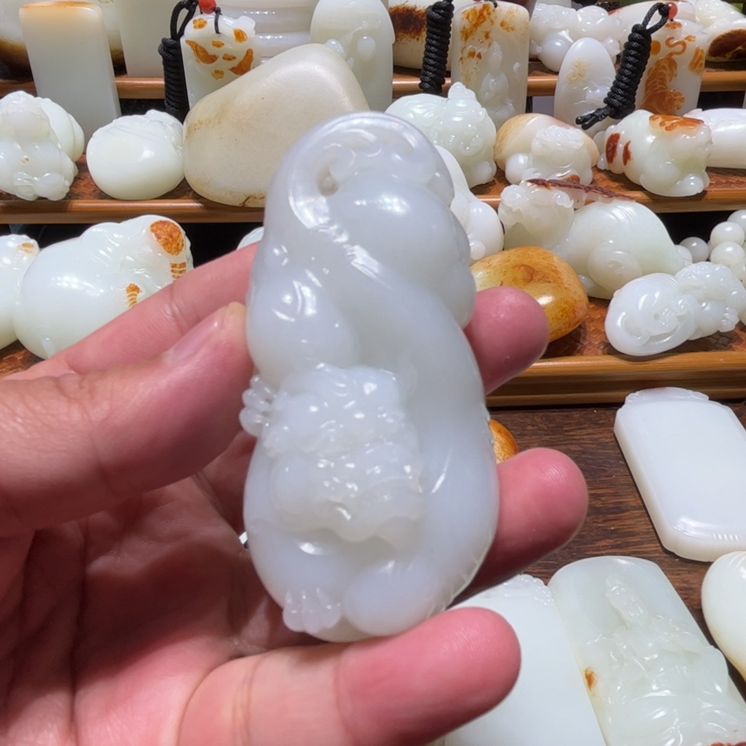 和田玉挂件未镶嵌