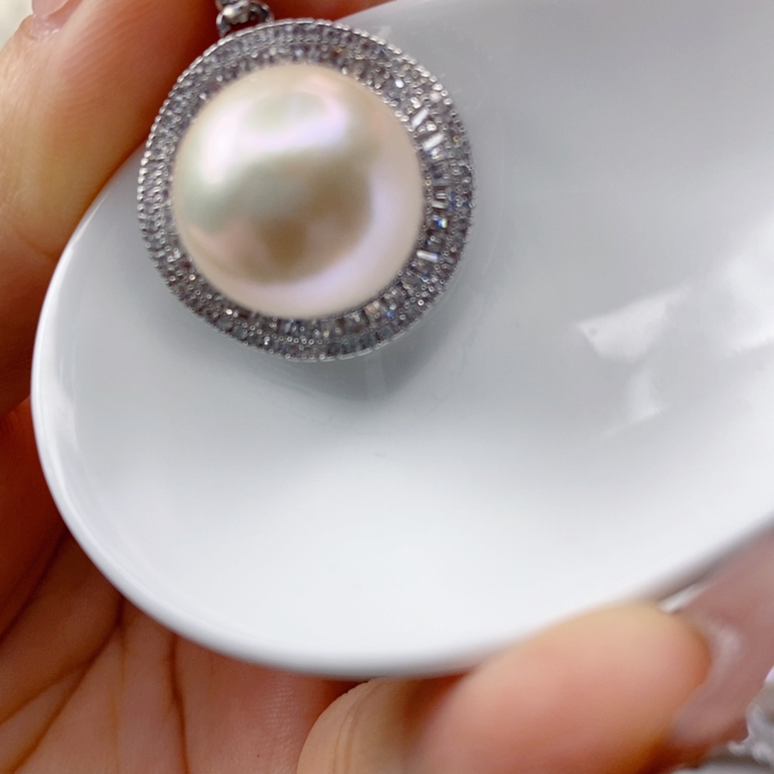 淡水珍珠吊坠(赠链)合金