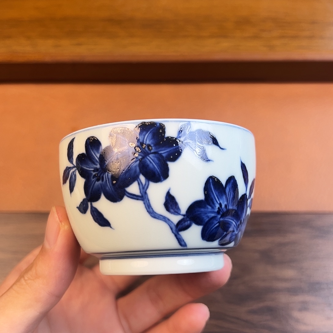 问青坊青花花卉缸杯