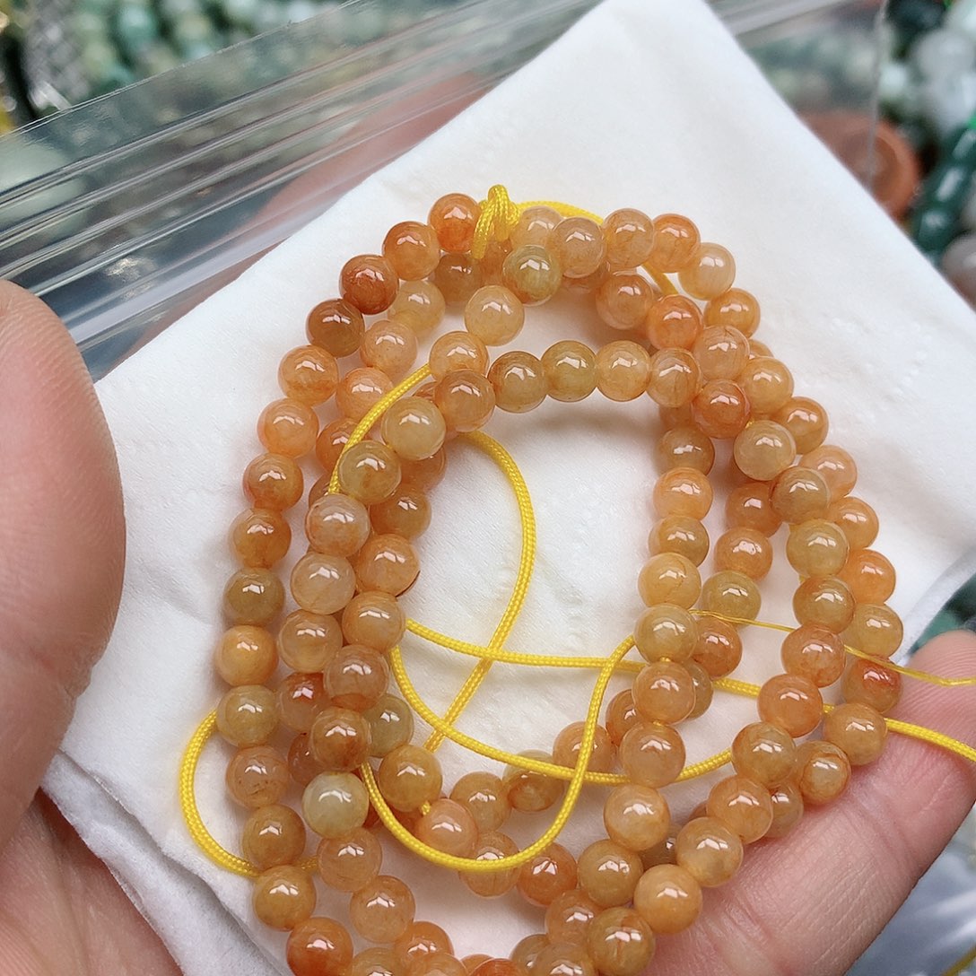 翡翠颈饰足银镶嵌翡翠