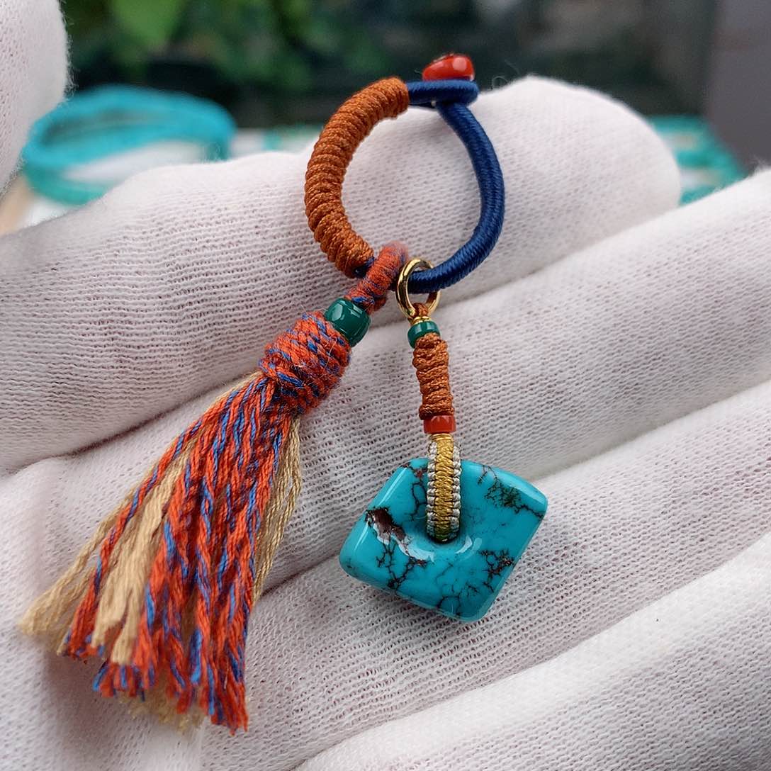 绿松石包挂未镶嵌