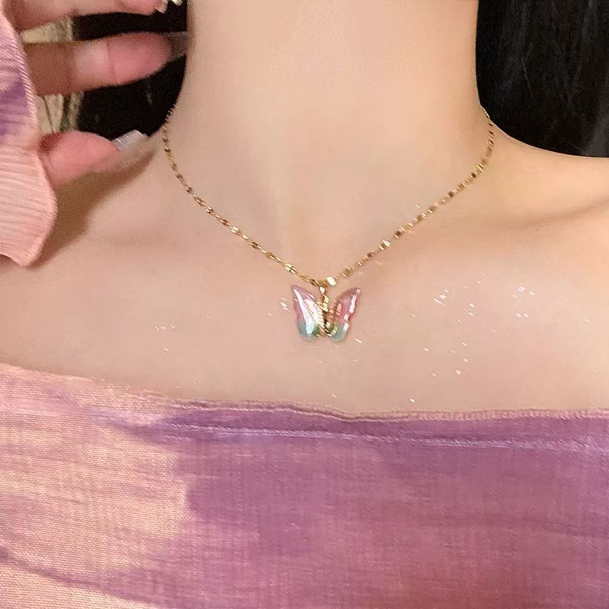 镀K金项链 镀K金炫彩蝴蝶锁骨项链