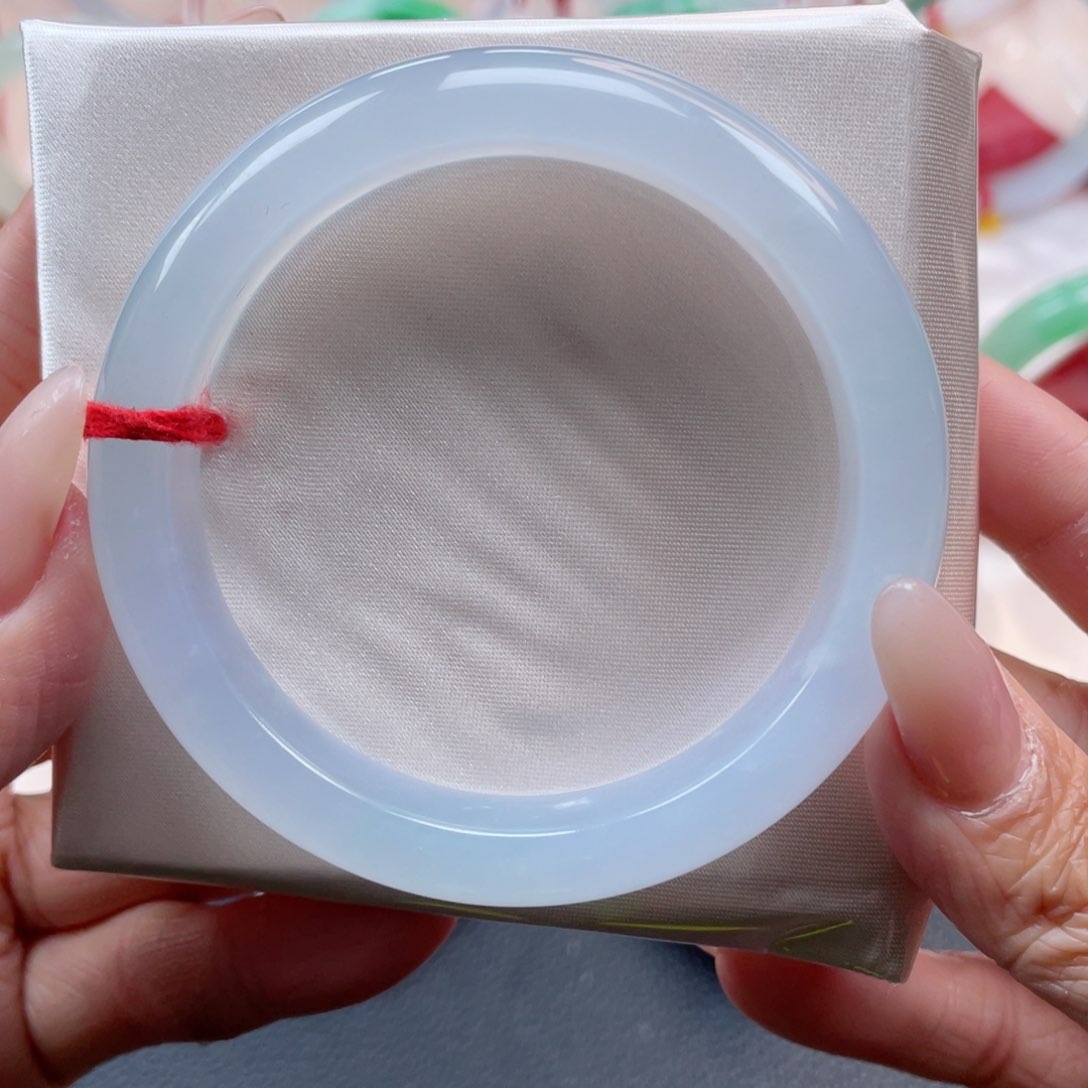 未镶嵌手镯翡翠56.7圈 种老肉细 10号