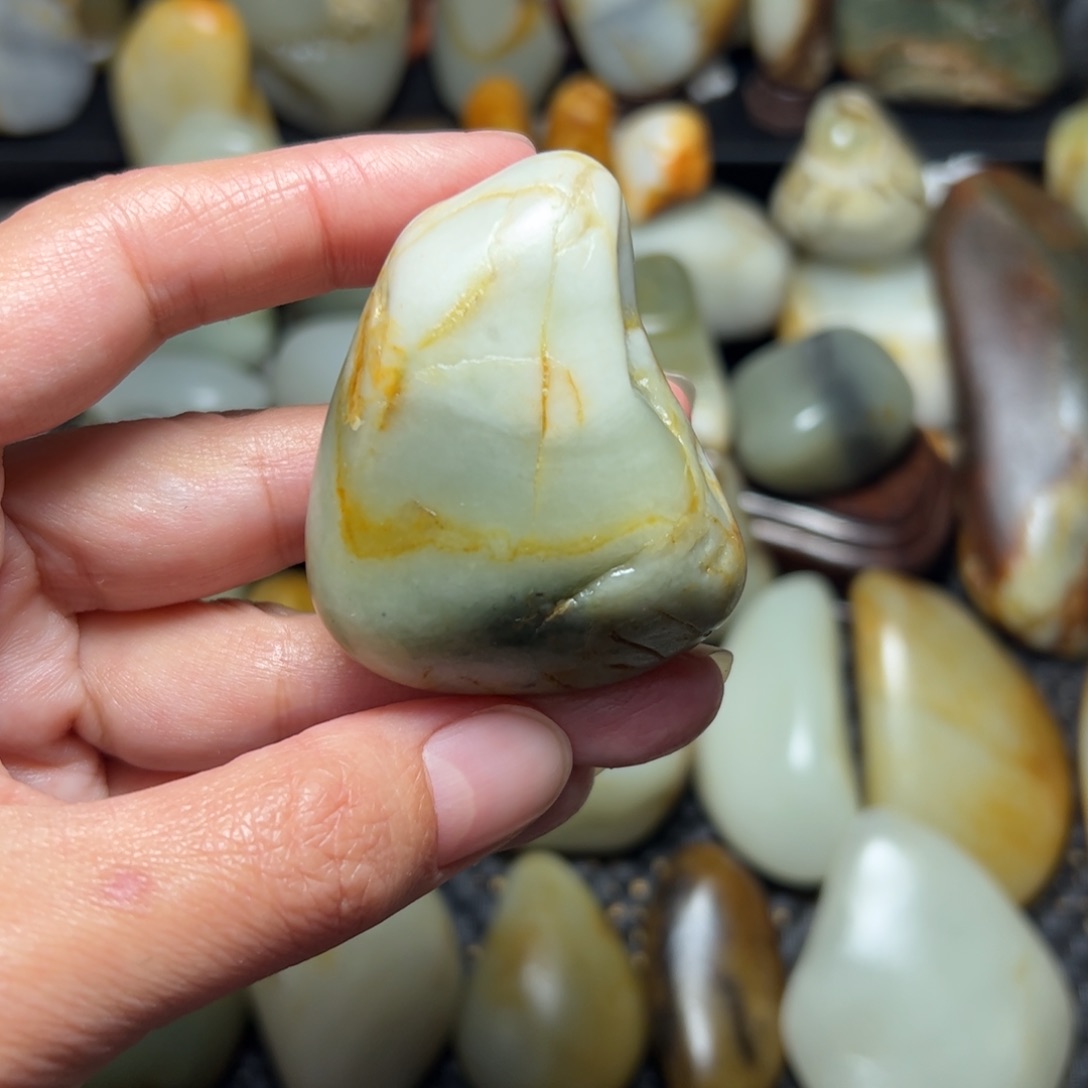 和田玉（青玉）未镶嵌B27