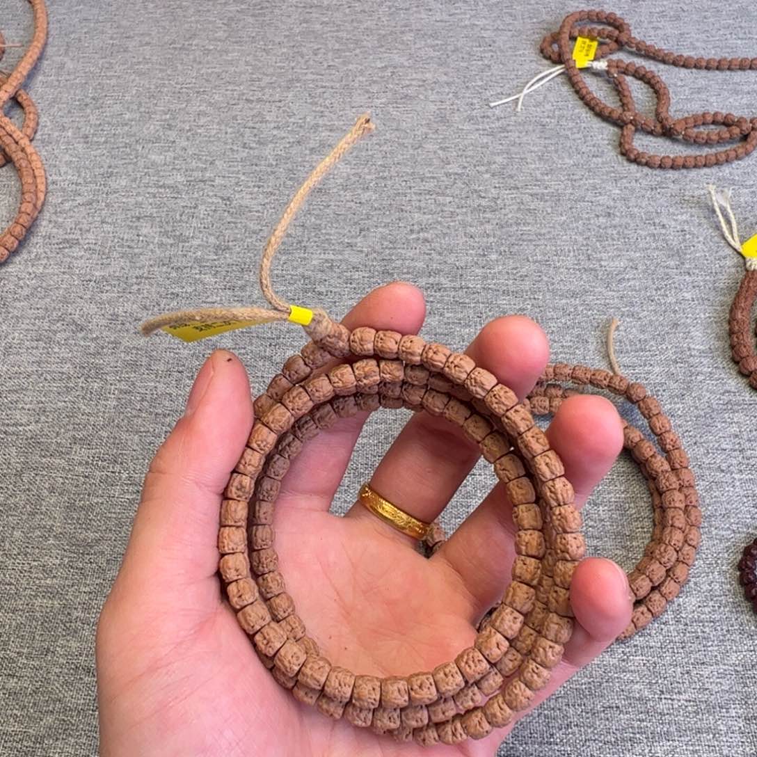 金刚菩提吊坠布**士超头