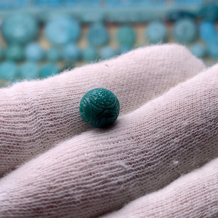 绿松石未镶嵌六方刺骨珠