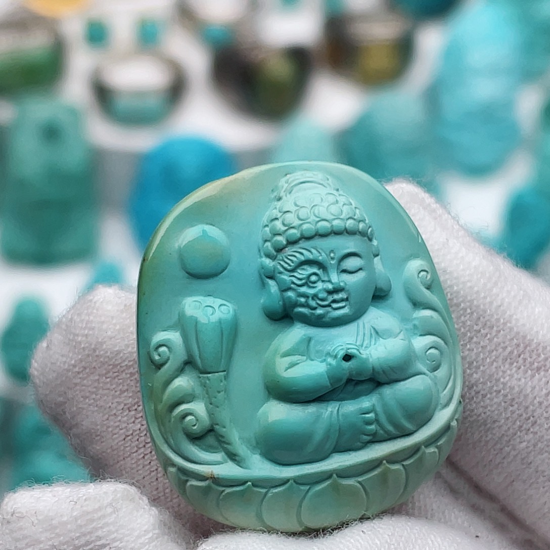 绿松石未镶嵌颈饰