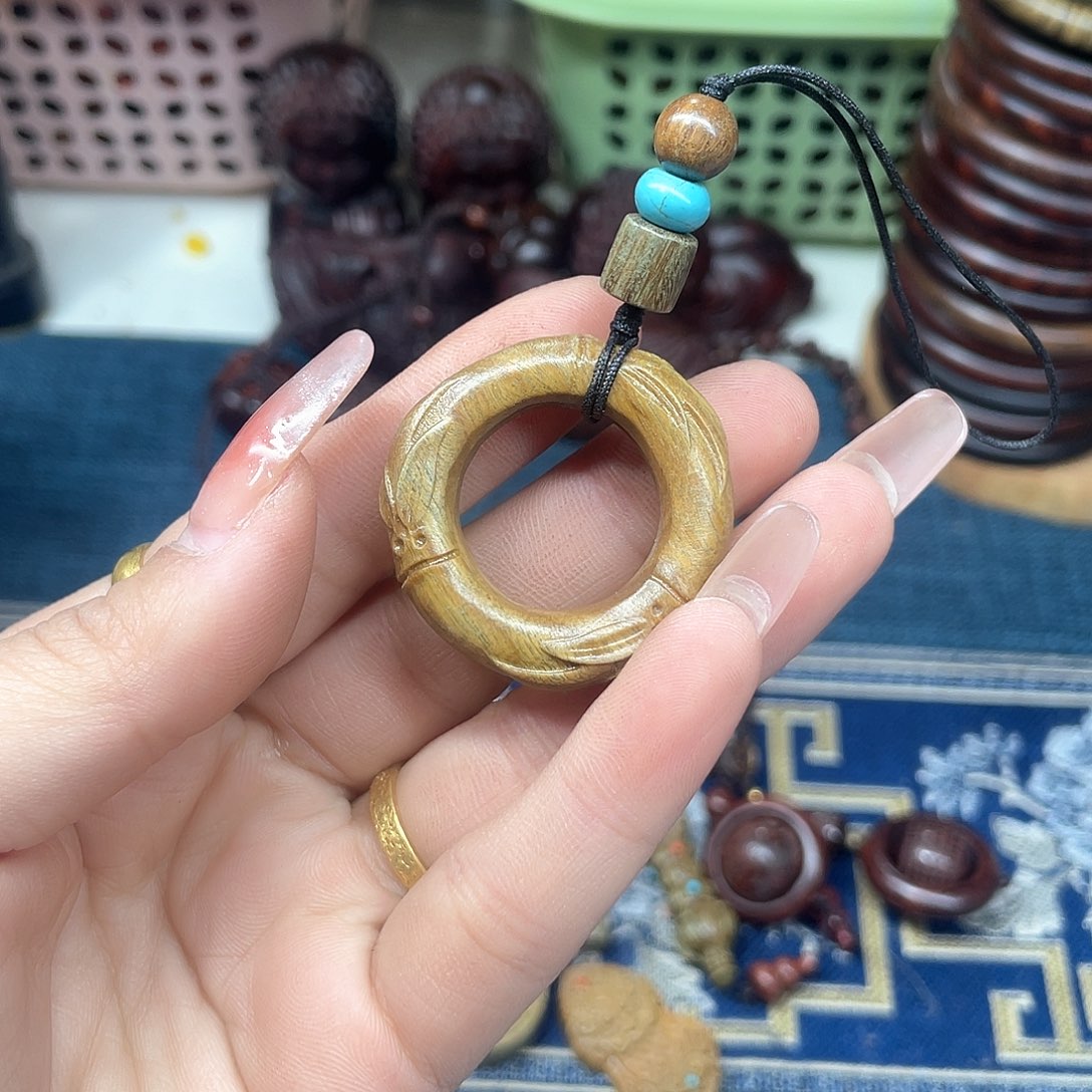 维腊木（绿檀）无事牌