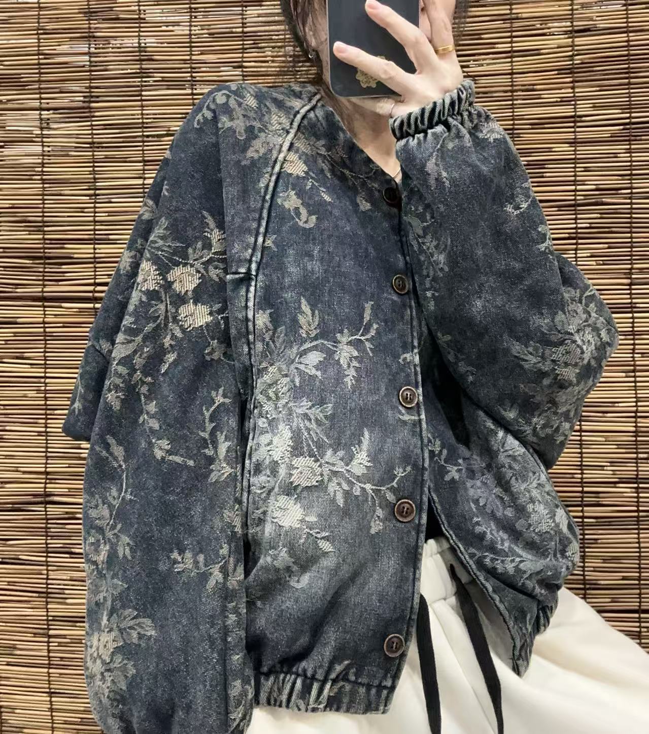 3006牛仔蓝色提花加绒加厚牛仔外套（衣长62 胸围140）