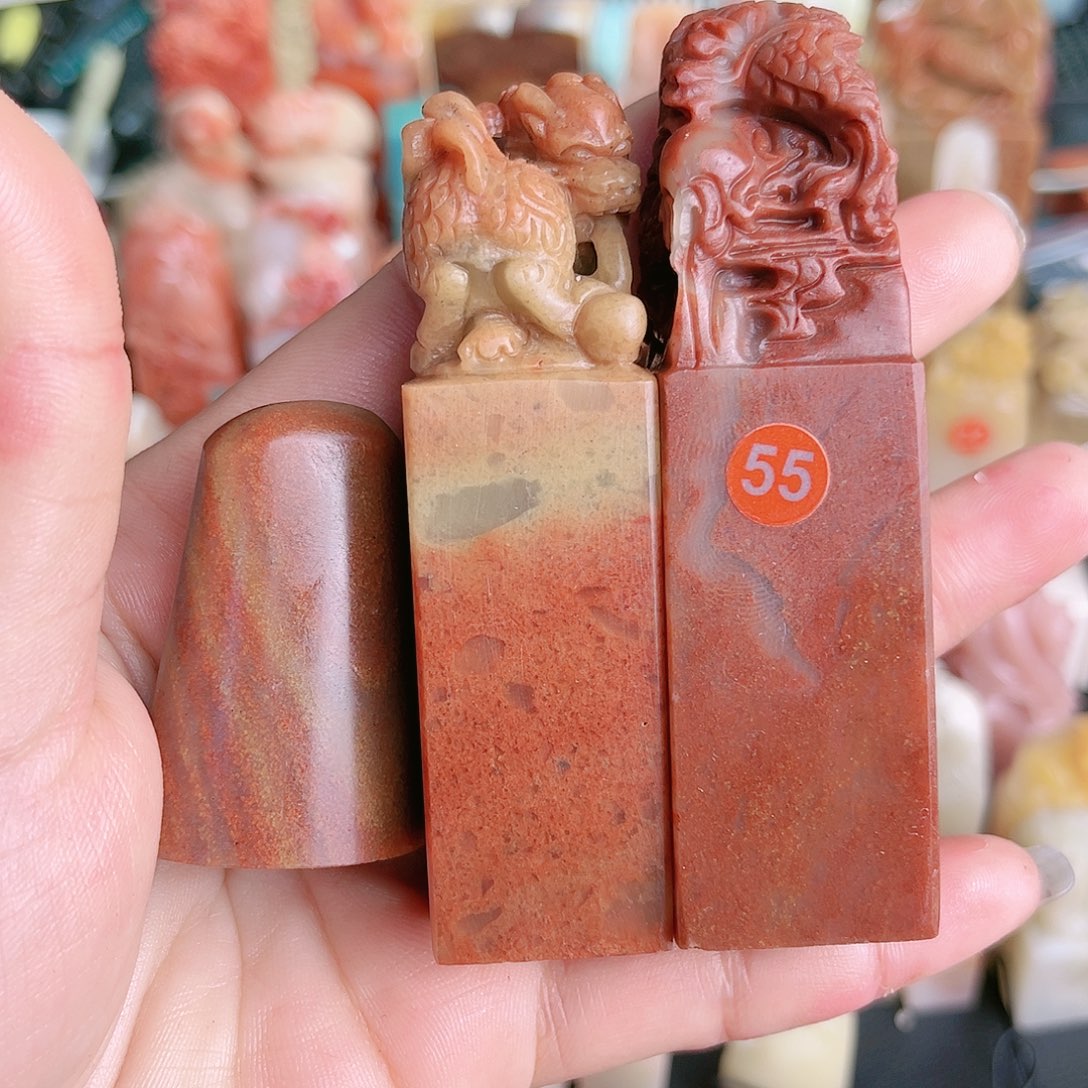 寿山石印石龙戏珠