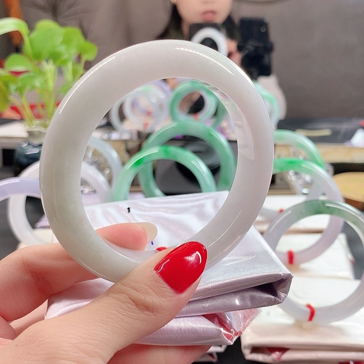 翡翠未镶嵌手镯58.9圈口