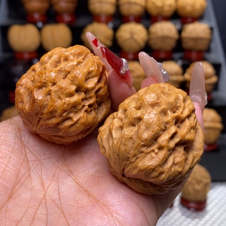 文玩核桃把件龙钾44号