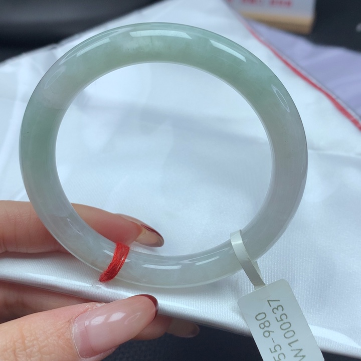 翡翠手镯未镶嵌55圆条